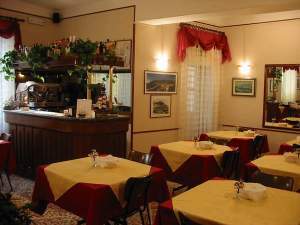 Xtrallusion offers characteristic Bed and Breakfast, B&B, Guest House, Hotel, Albergo and Country Lodge accommodation in Italy. Plus independent self-guided Walking, Adventure, Activity, Skiing and Paragliding Holiday itineraries on the Italian Rivieras, in the Italian Lakes, in the Italian Alps and in some of the most beautiful corners of Italy.